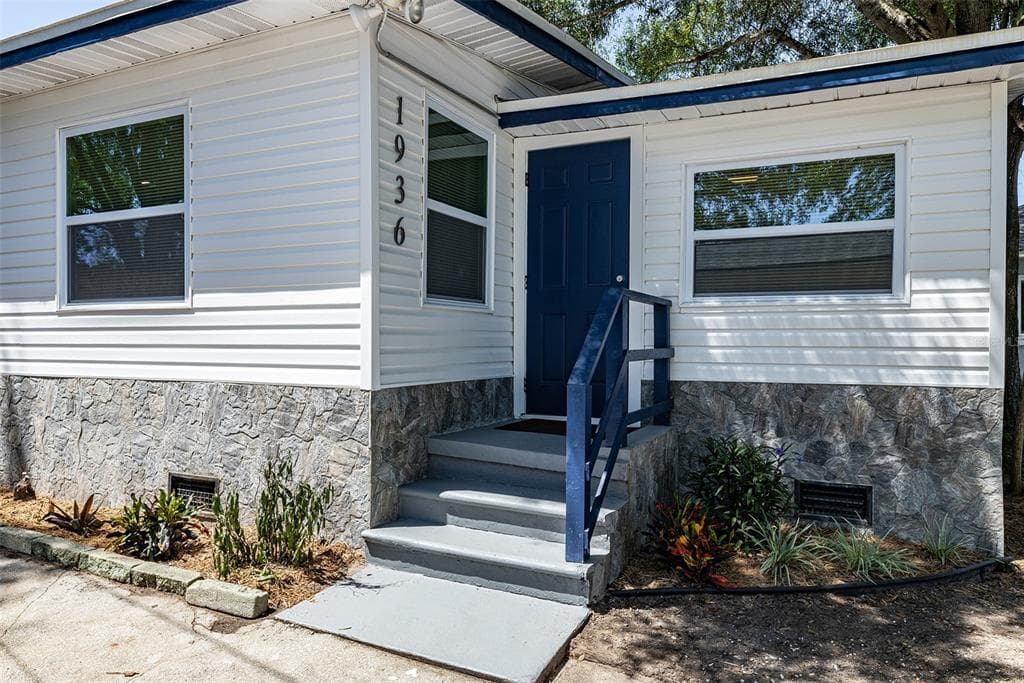 1936 CHENANGO AVENUE CLEARWATER, FL 33755