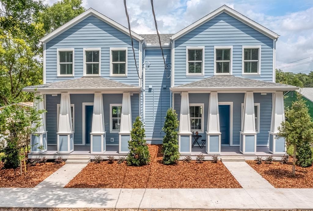 1410 E CURTIS STREET UNIT 1