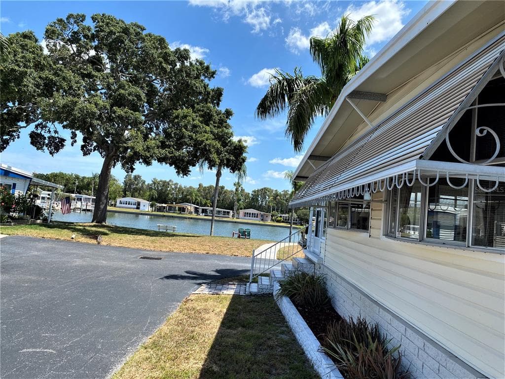 18675 US HIGHWAY 19 N UNIT 279 CLEARWATER, FL 33764
