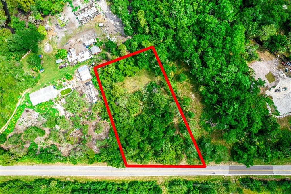903 STEPHENS ROAD RUSKIN, FL 33570