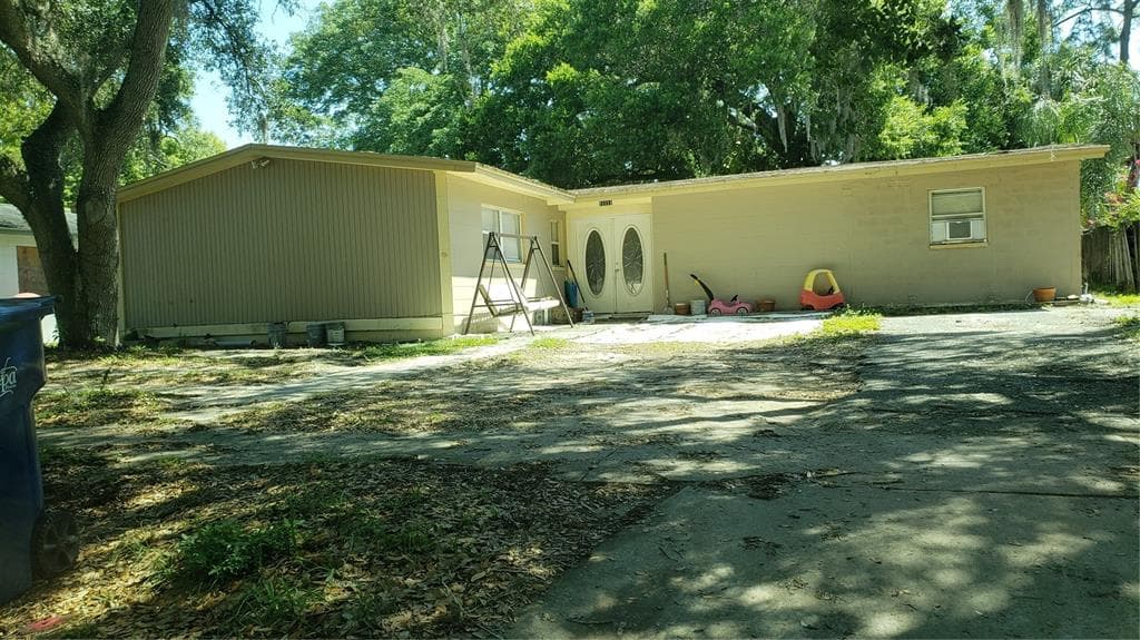 11111 N 19TH STREET TAMPA, FL 33612