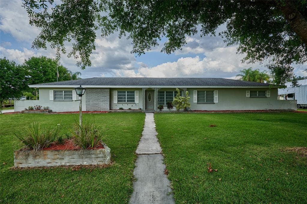 6337 LANTANA DRIVE INDIAN LAKE ESTATES, FL 33855