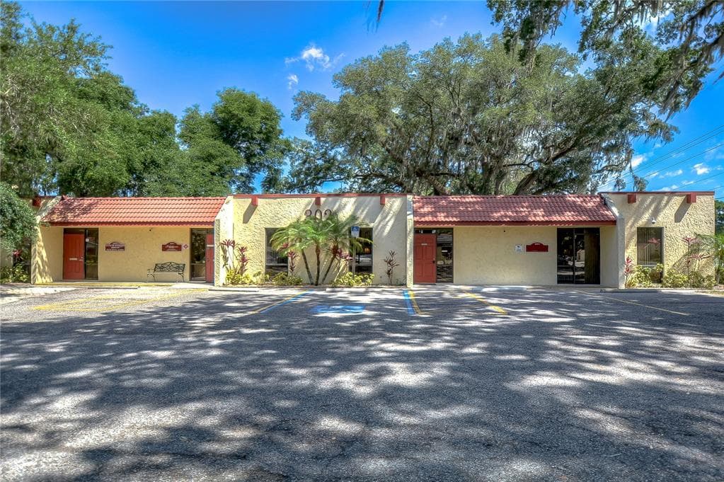 302 BRYAN ROAD UNIT 1 BRANDON, FL 33511