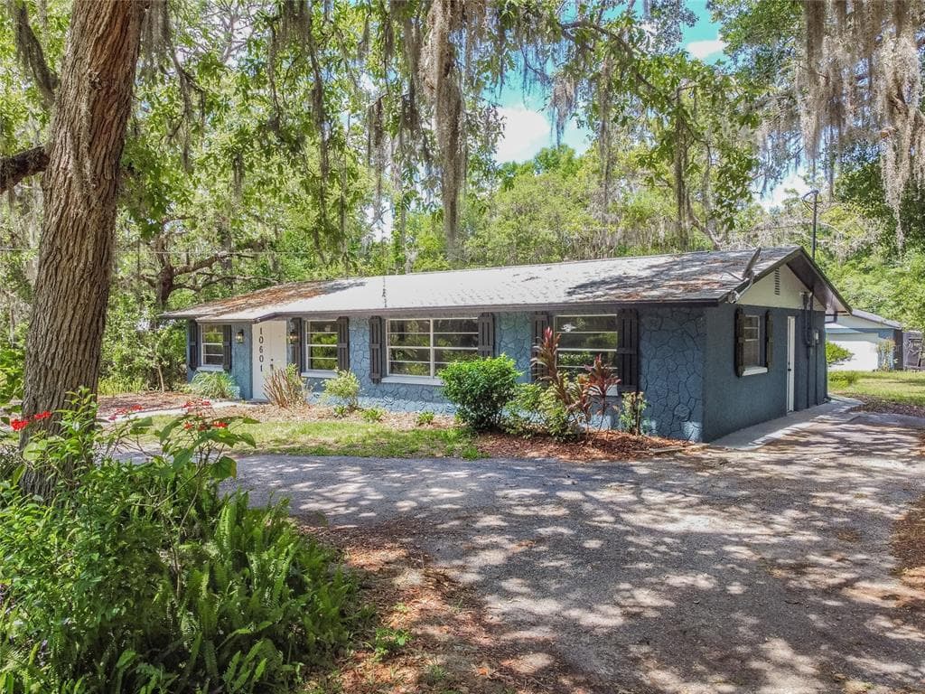 10601 KIM LANE HUDSON, FL 34669