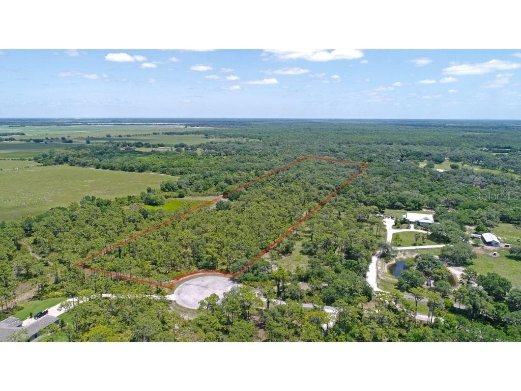 30730 SADDLEBAG TRAIL MYAKKA CITY, FL 34251