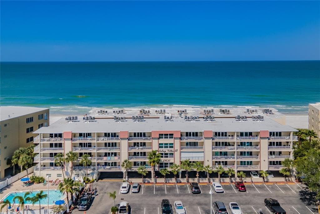 19610 GULF BOULEVARD UNIT 208 INDIAN SHORES, FL 33785