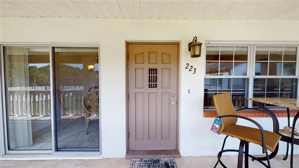 650 PINELLAS POINT DRIVE S UNIT 223 ST PETERSBURG, FL 33705