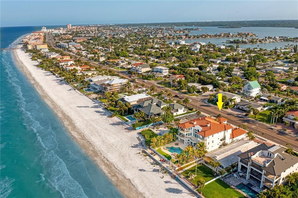 15912 GULF BOULEVARD REDINGTON BEACH, FL 33708