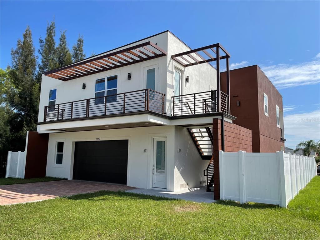 13914 KING AVENUE HUDSON, FL 34667