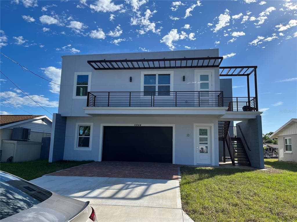 13244 NEPTUNE DRIVE HUDSON, FL 34667