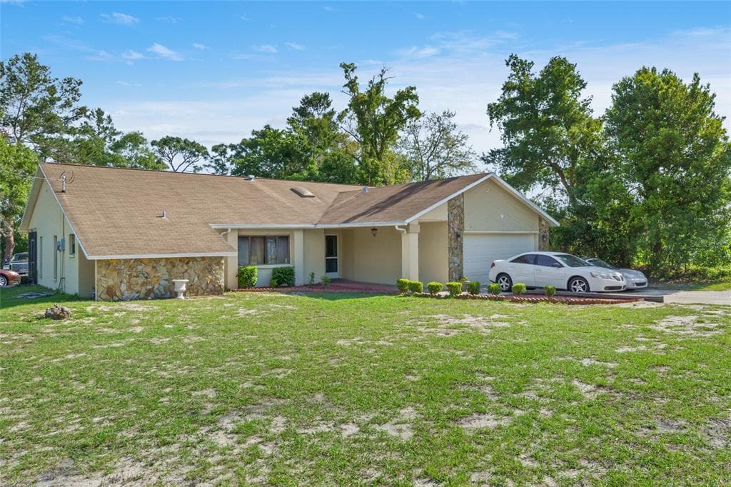 4498 BLUEWATER AVENUE SPRING HILL, FL 34606