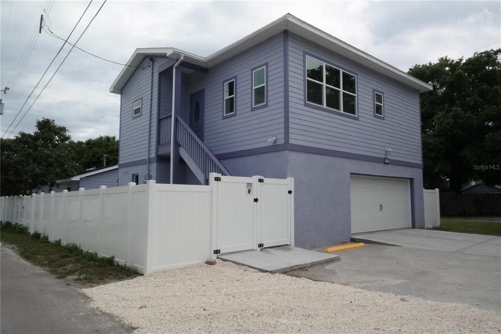 1025 1/2 7TH STREET ST PETERSBURG, FL 33701
