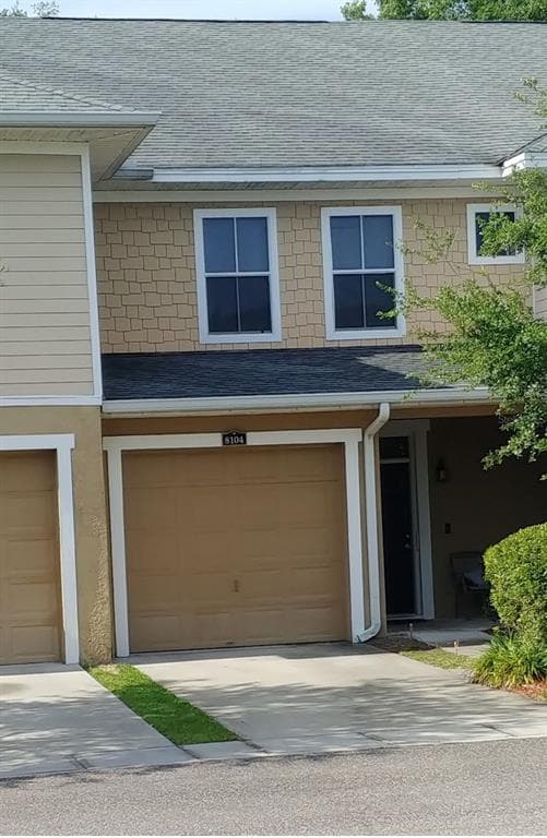 8104 DOWNPATRICK COURT TAMPA, FL 33610