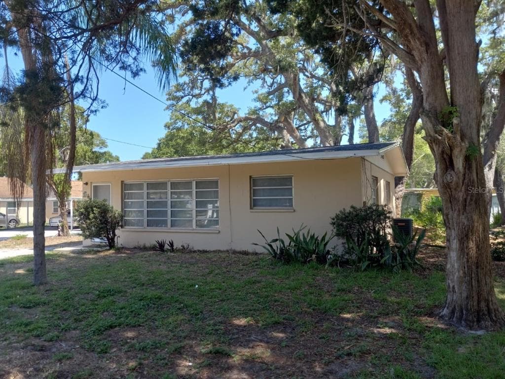 714 15TH AVENUE NW LARGO, FL 33770