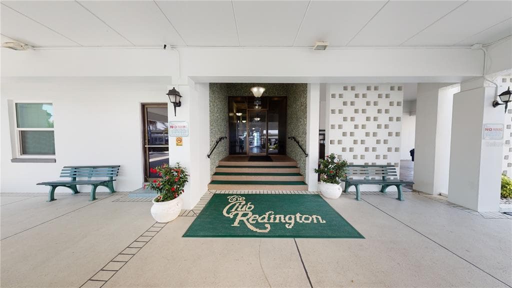 17408 GULF BOULEVARD UNIT 702