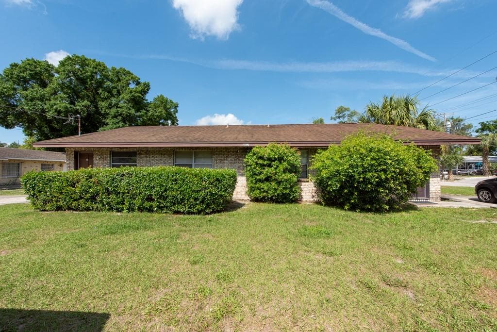 1017 E SENECA AVENUE TAMPA, FL 33612
