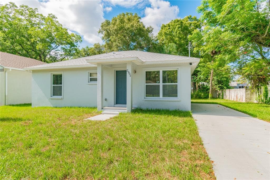 3625 E NORTH BAY STREET TAMPA, FL 33610
