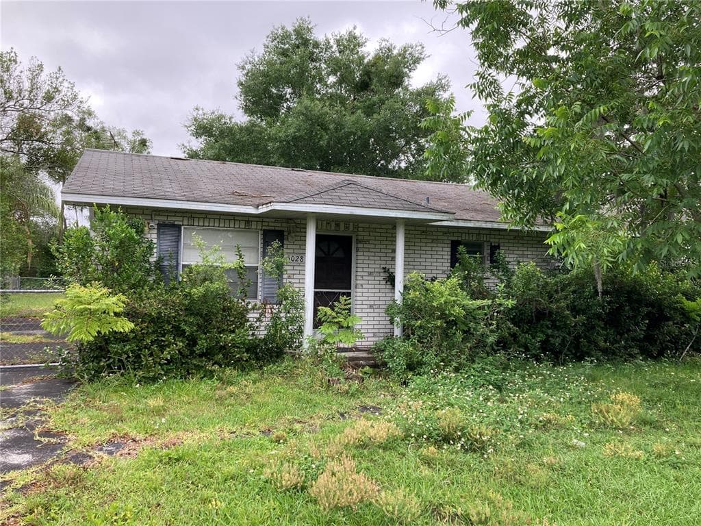 5028 16TH STREET ZEPHYRHILLS, FL 33542