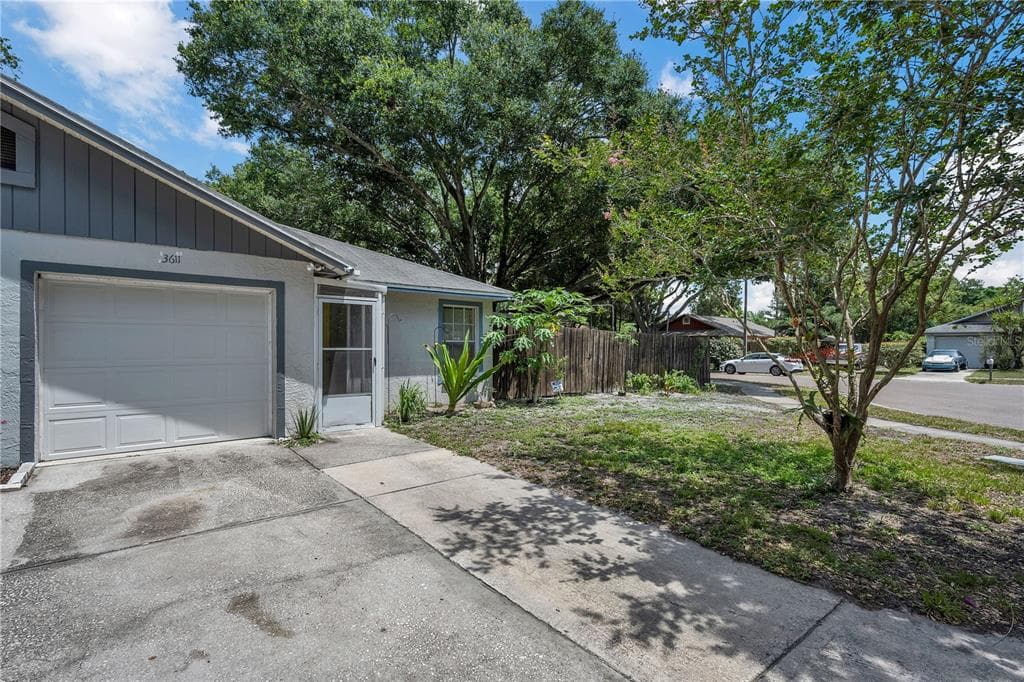 3611 GLENMAC CT PALM HARBOR, FL 34684
