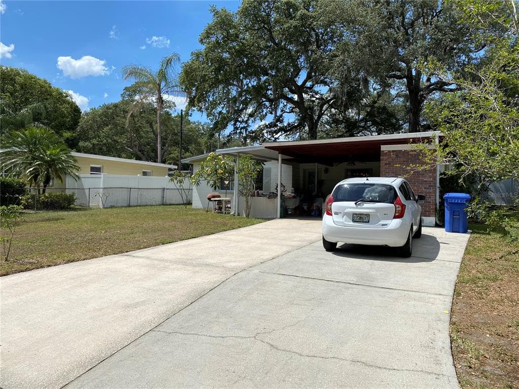 2815 W BROAD ST TAMPA, FL 33614