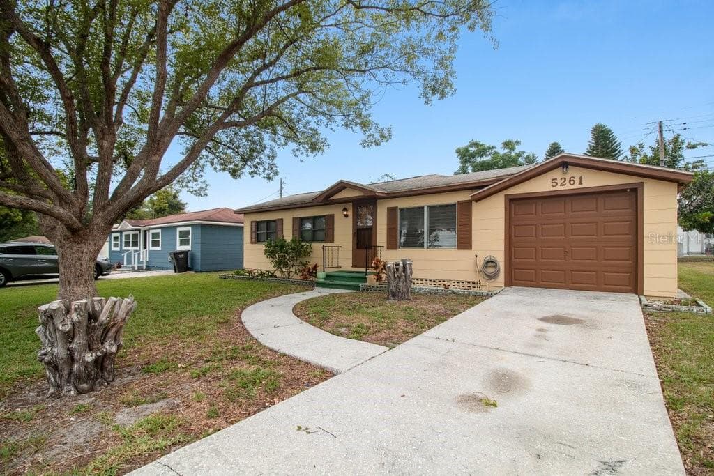 5261 43RD AVENUE N ST PETERSBURG, FL 33709