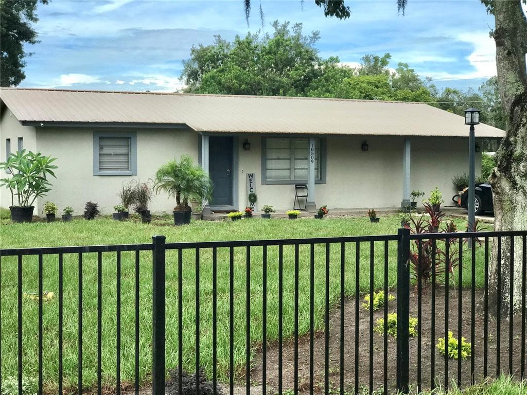 10509 SUMNER ROAD