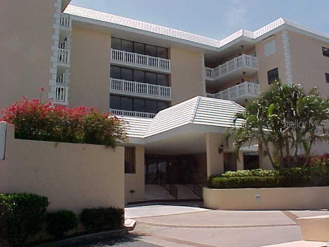 6600 SUNSET WAY UNIT 306 ST PETE BEACH, FL 33706