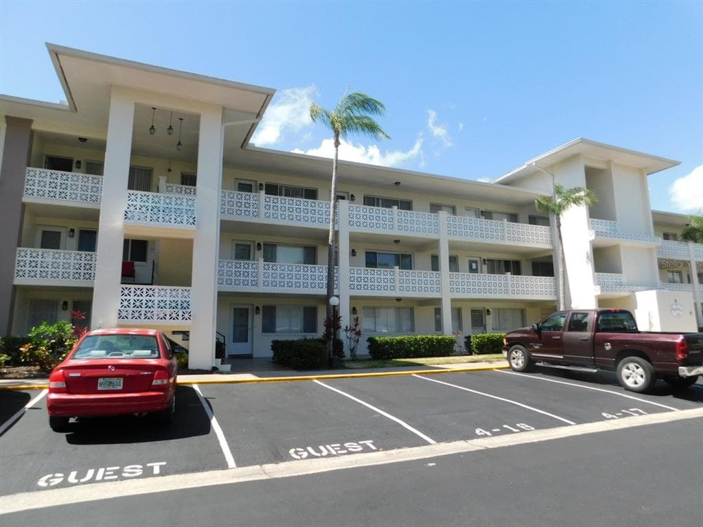 1235 S HIGHLAND AVENUE UNIT 4-308 CLEARWATER, FL 33756