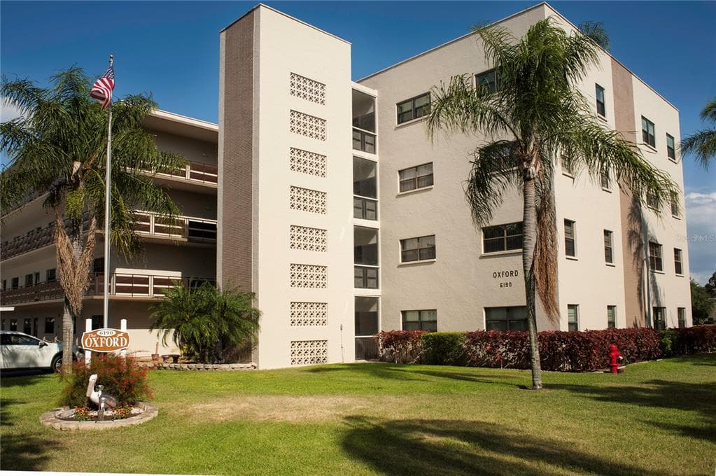 6190 80TH STREET N UNIT 304 ST PETERSBURG, FL 33709