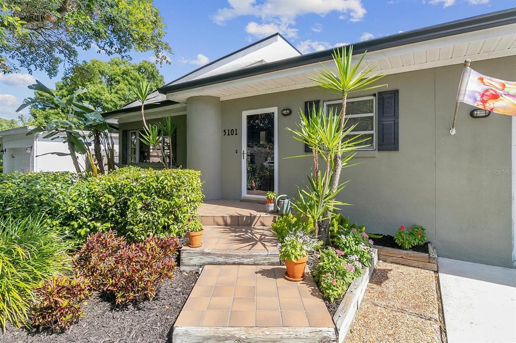 5101 W PLATT STREET TAMPA, FL 33609