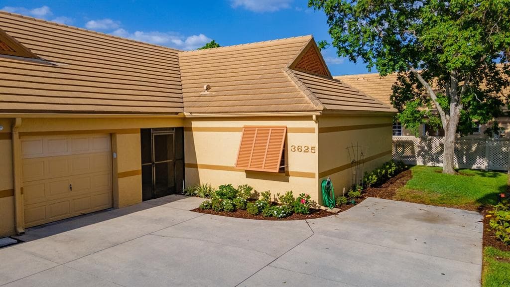 3625 57TH AVENUE DRIVE W UNIT 43 BRADENTON, FL 34210