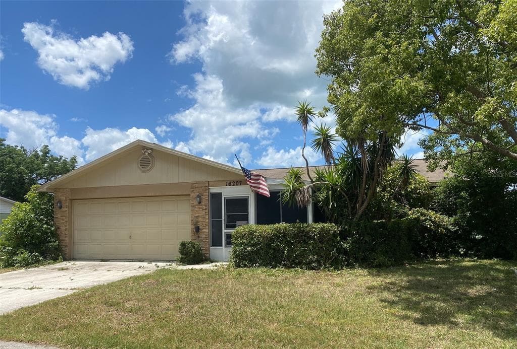 16207 SURREY DRIVE HUDSON, FL 34667