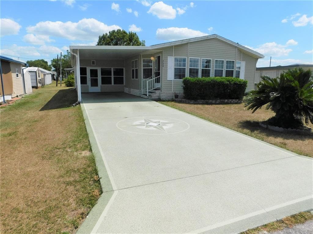 37250 CORA AVENUE ZEPHYRHILLS, FL 33542