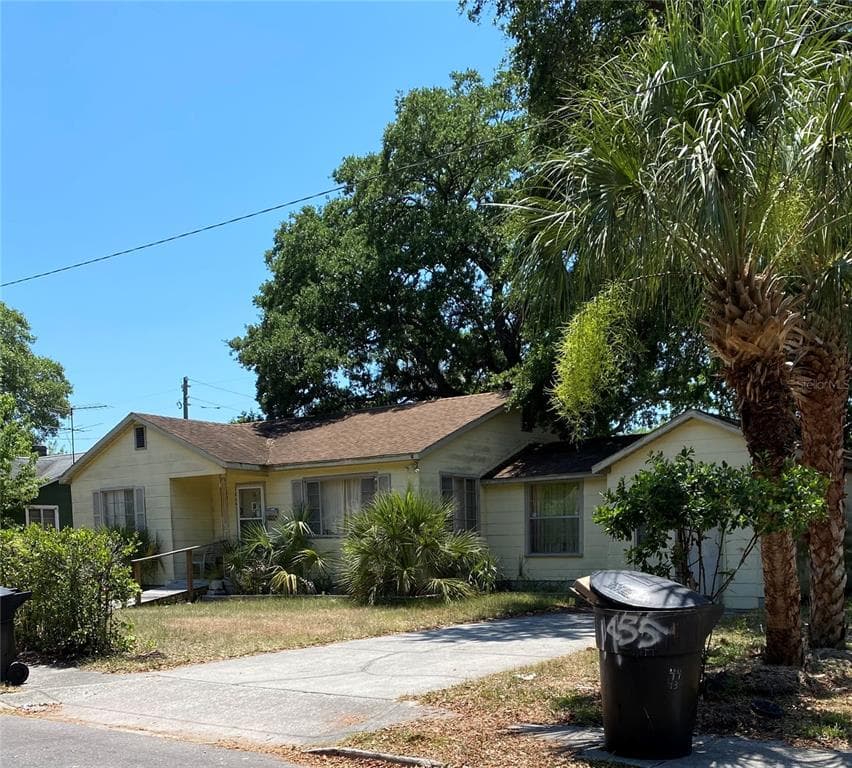 1465 15TH STREET S ST PETERSBURG, FL 33705