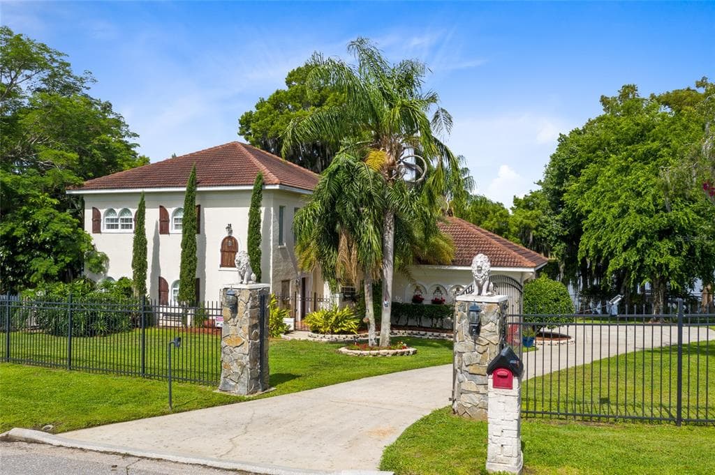 27849 LAKE JEM ROAD MOUNT DORA, FL 32757