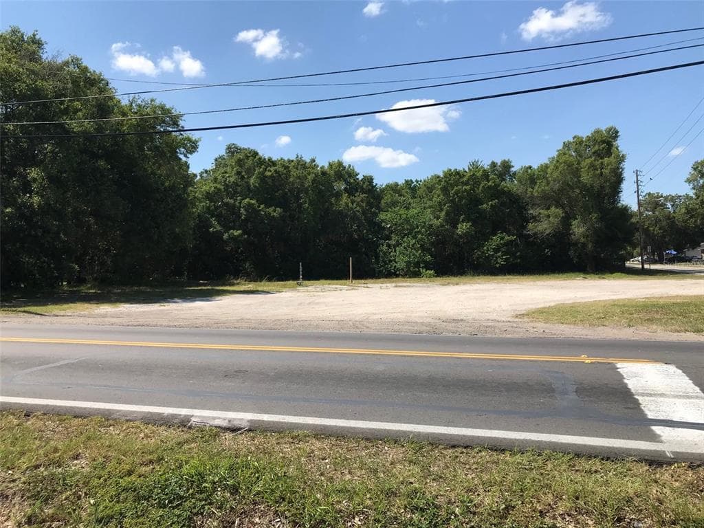 1103 BELLEAIR ROAD CLEARWATER, FL 33756