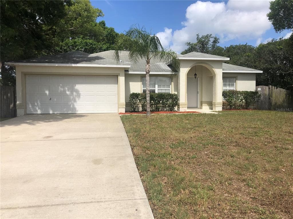 2090 EL CAMPO AVENUE DELTONA, FL 32725