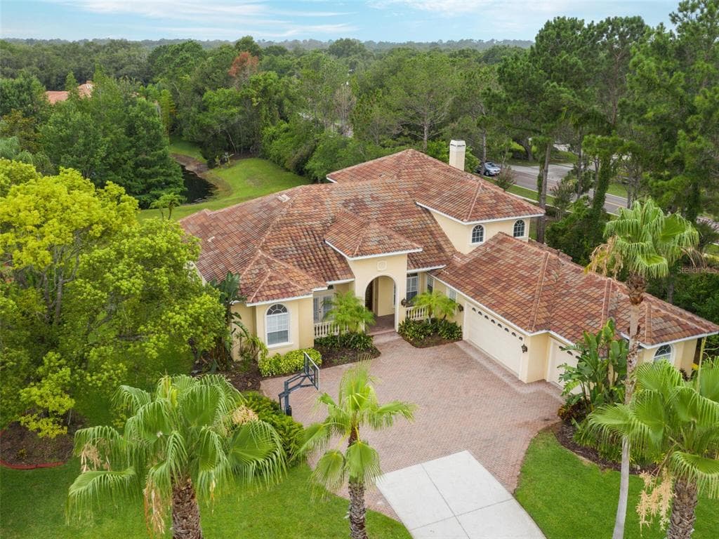 8511 KENTUCKY DERBY DRIVE