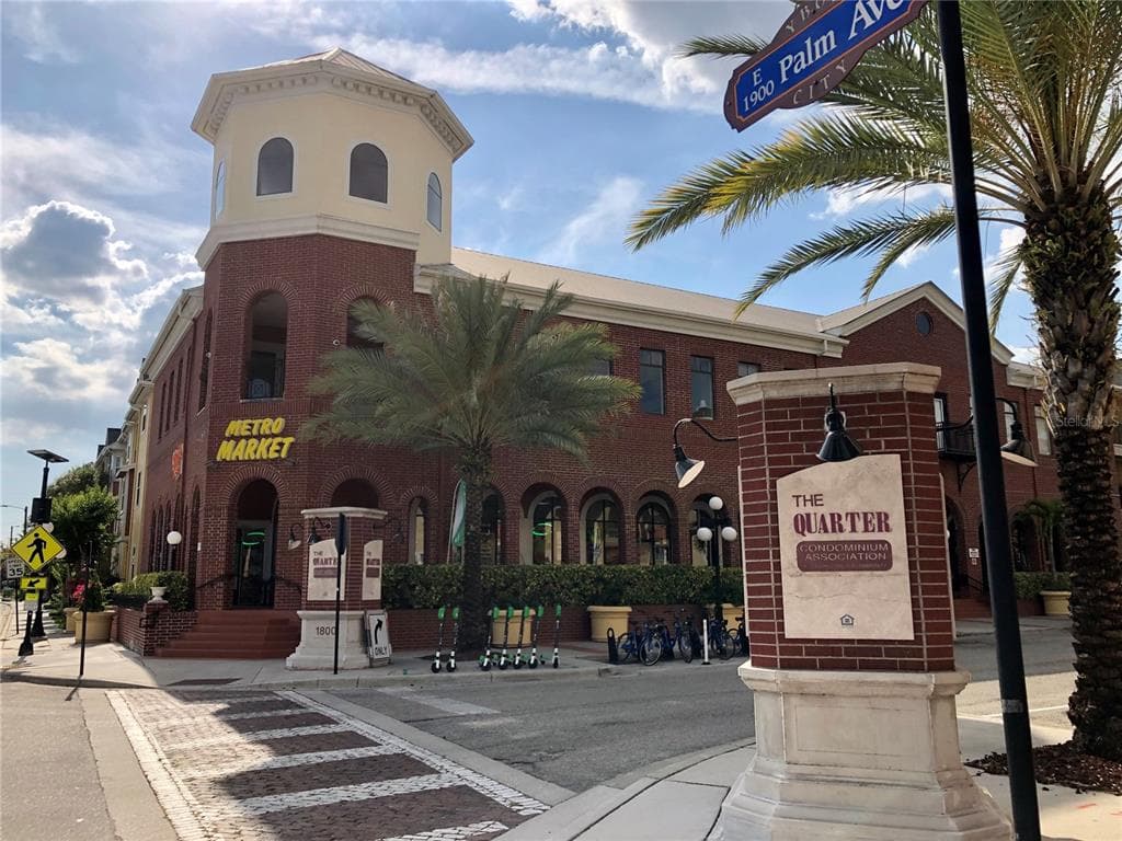 1910 E PALM AVENUE UNIT 8122 TAMPA, FL 33605