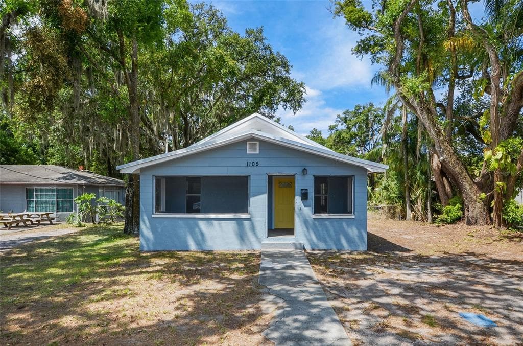 1105 E ALABAMA STREET PLANT CITY, FL 33563
