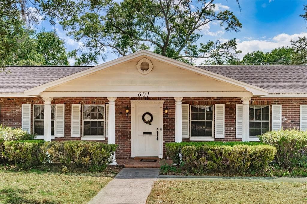 601 W SYLVAN DRIVE BRANDON, FL 33510
