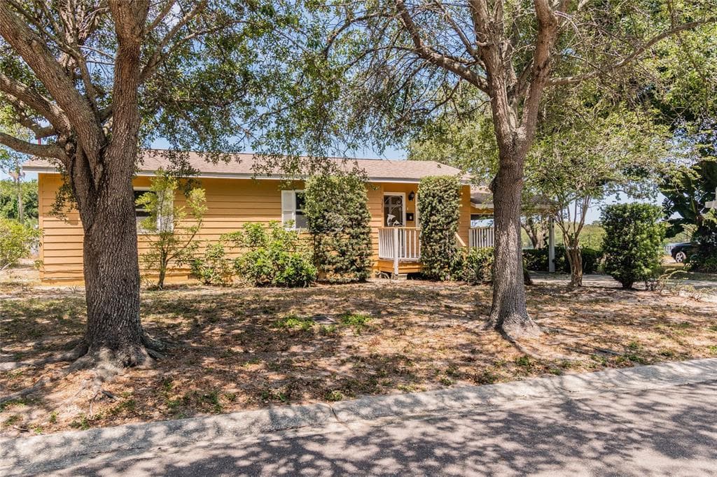 3800 28TH AVENUE S ST PETERSBURG, FL 33711