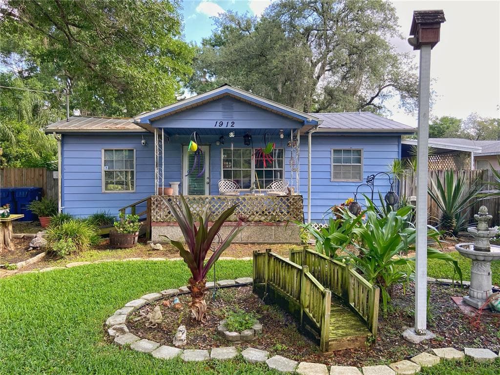 1912 E 97TH AVENUE TAMPA, FL 33612