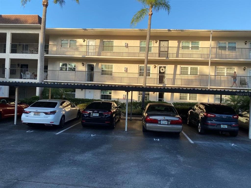 840 VIRGINIA STREET UNIT 107 DUNEDIN, FL 34698