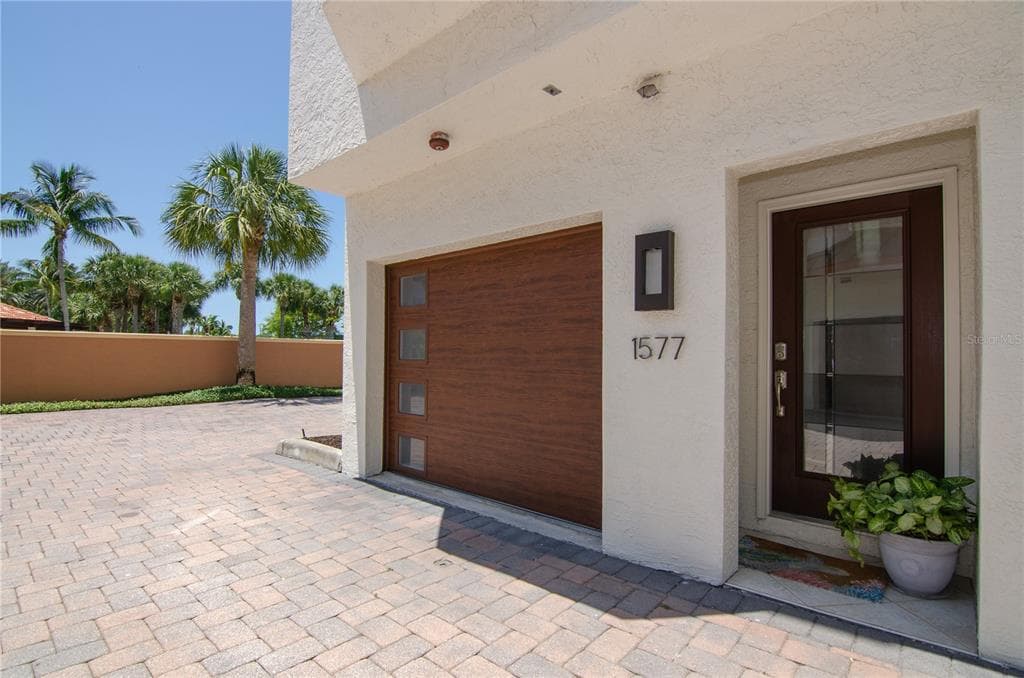 1577 PINELLAS BAYWAY S TIERRA VERDE, FL 33715
