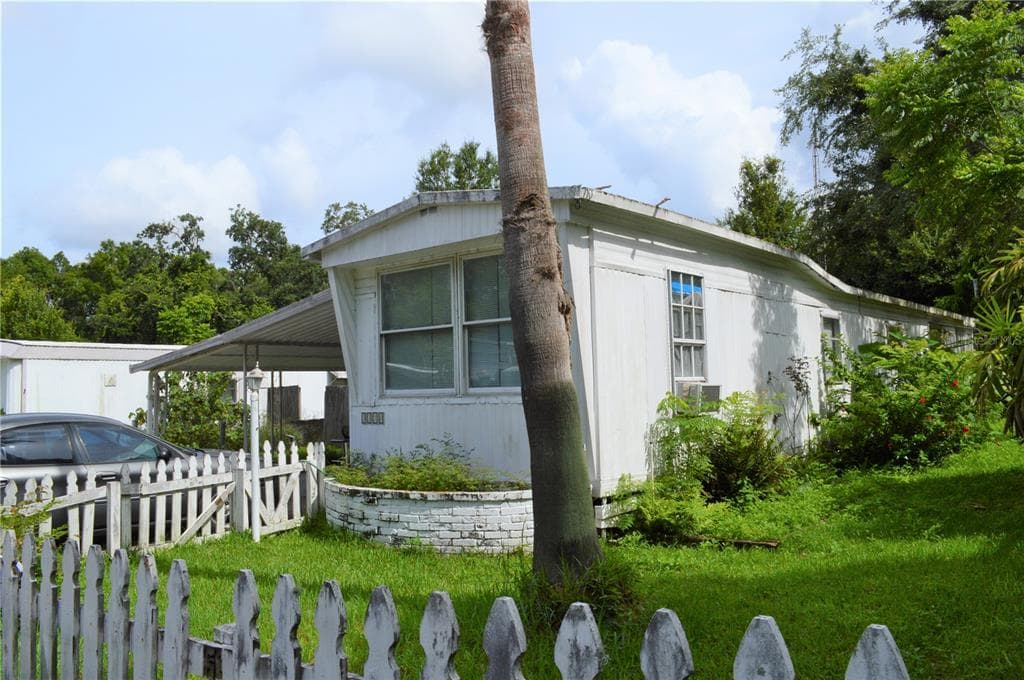 3310 PEACHTREE HILL ROAD LAKELAND, FL 33801