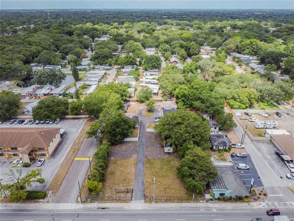 13622 N FLORIDA AVENUE TAMPA, FL 33613