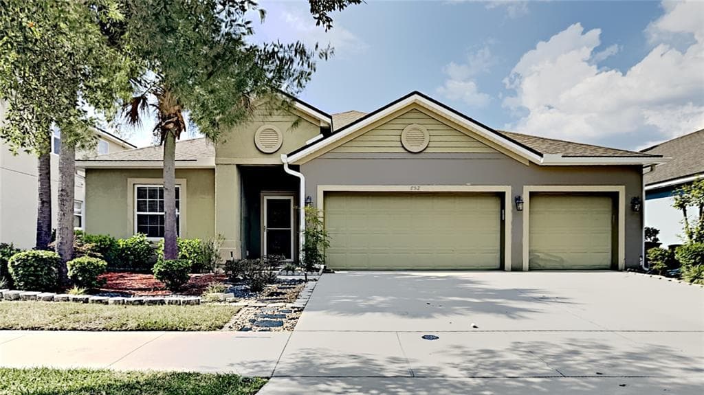 752 SUNNY STROLL DRIVE MIDDLEBURG, FL 32068