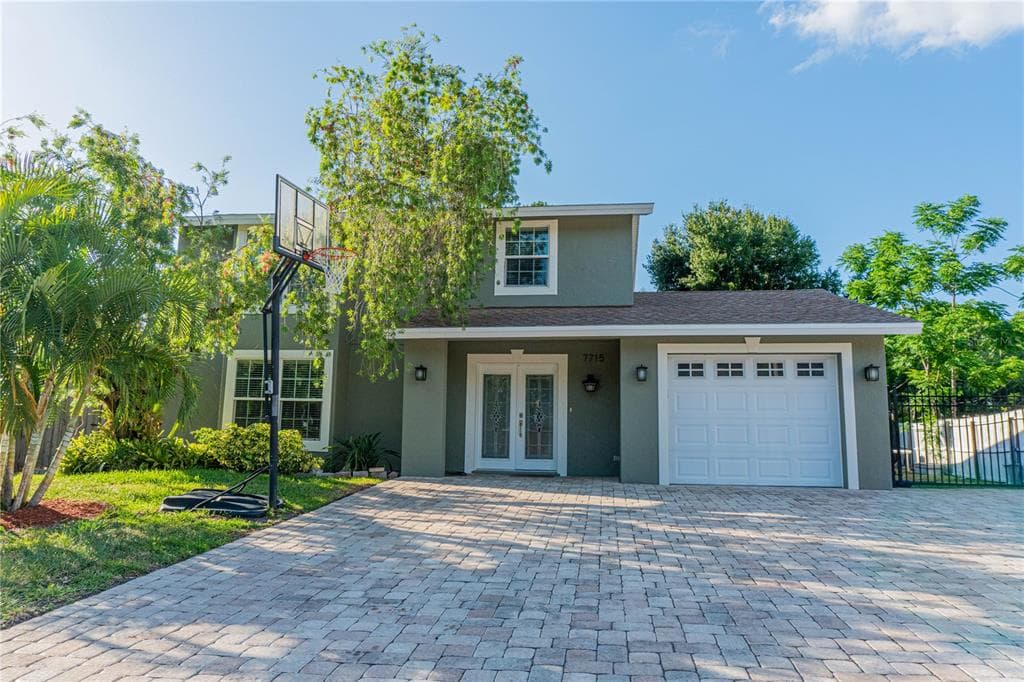7715 PALMBROOK DRIVE TAMPA, FL 33615