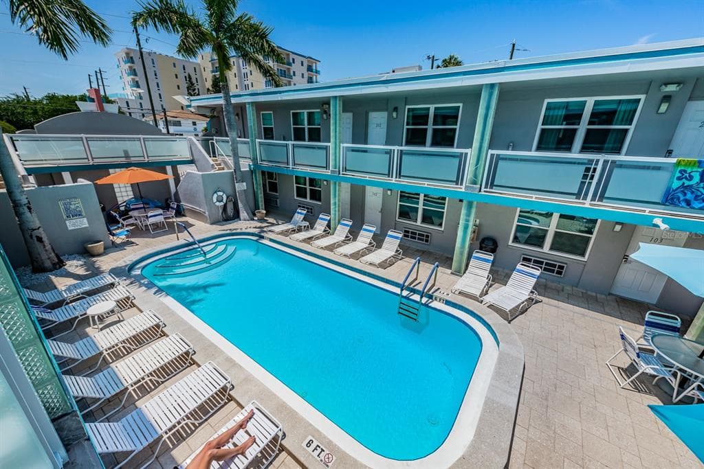603 MANDALAY AVENUE UNIT 104 CLEARWATER, FL 33767